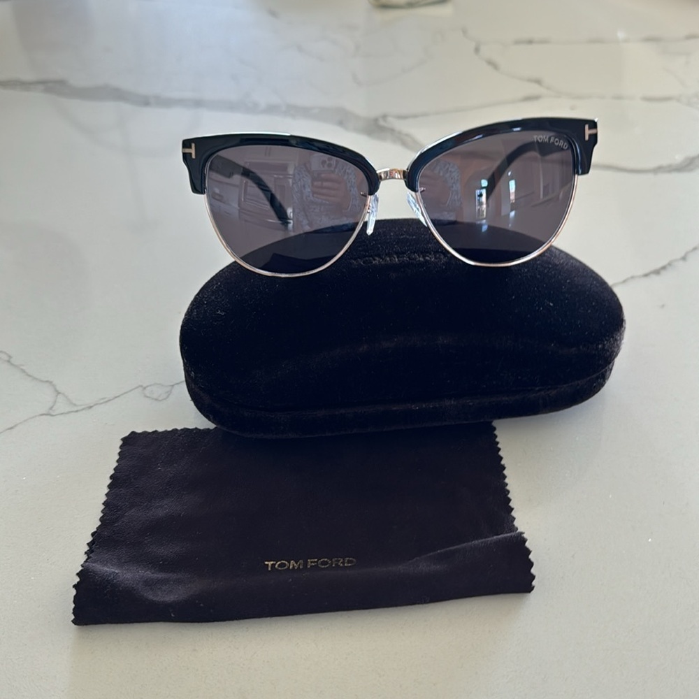 Tom Ford Fany Sunglasses in Shiny Black FT0368 01A 59 w/ Case and Cleaning Cloth - Picture 5 of 11